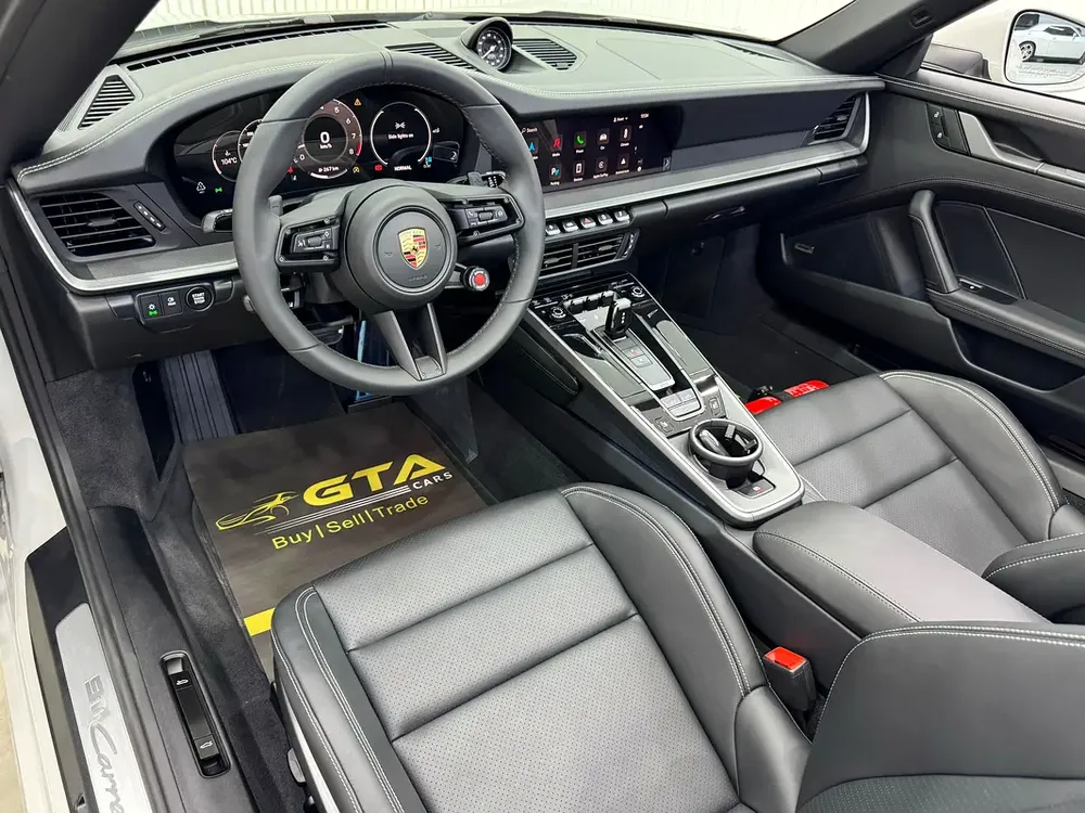 2025 Porsche 911 Carrera Cabriolet 992.2, 2 Years Porsche Warranty, Porsche Full Service History,GCC - Image 10