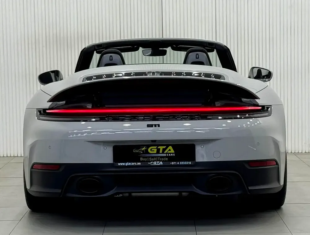 2025 Porsche 911 Carrera Cabriolet 992.2, 2 Years Porsche Warranty, Porsche Full Service History,GCC - Image 5