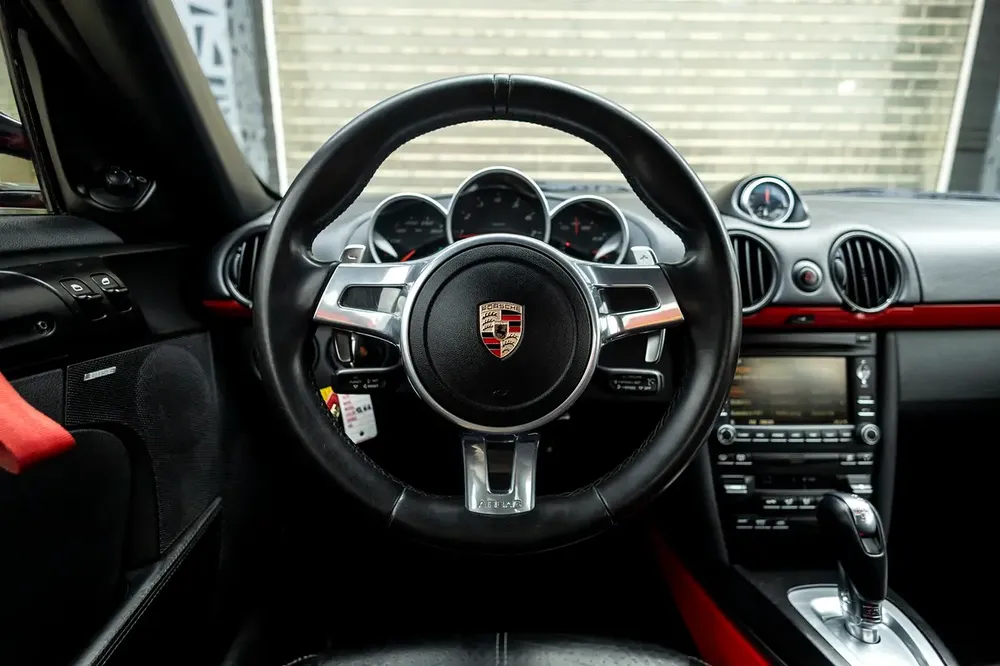 Porsche Cayman R 2012 GCC specs - Image 20