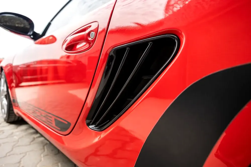 Porsche Cayman R 2012 GCC specs - Image 9