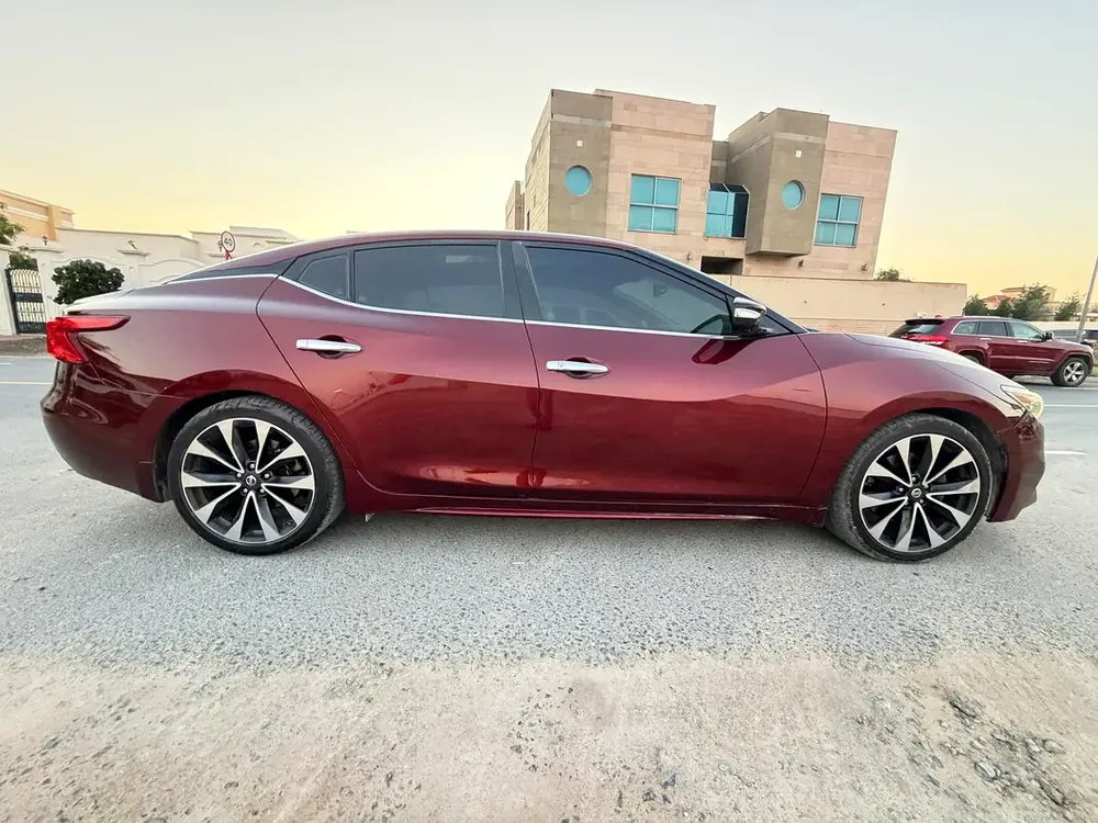 Nissan Maxima SR 2016 - GCC Specs - Well Maintained - Image 5