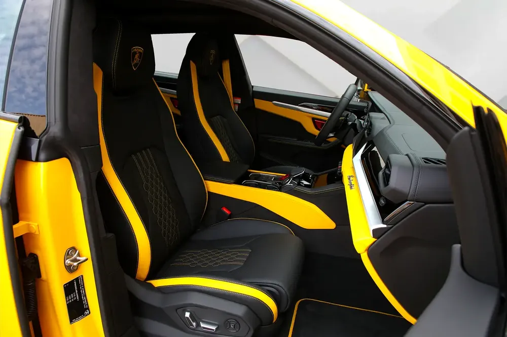 2025 LAMBORGHINI URUS SE - BRAND NEW - FULLY LOADED - LOCAL REGISTRATION - Image 11
