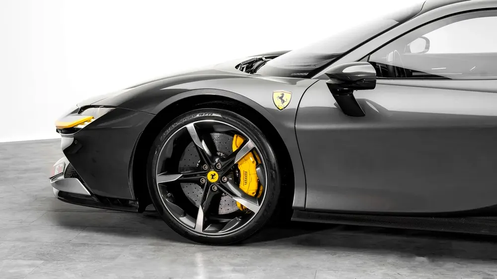 Ferrari SF90 Stradale Assetto Fiorano - 2021 - GCC - Under Warranty and Service Contract - Image 4