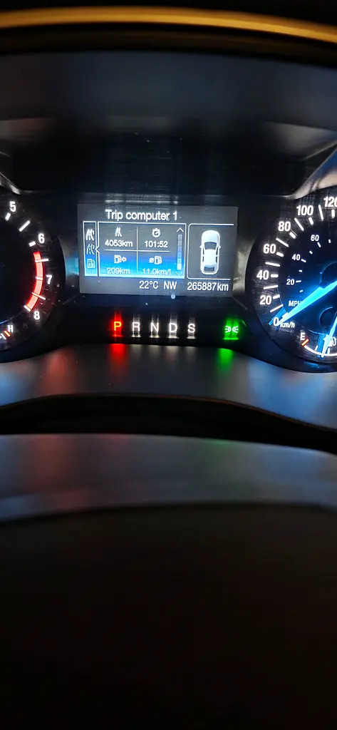 I need to sell my car - Image 9