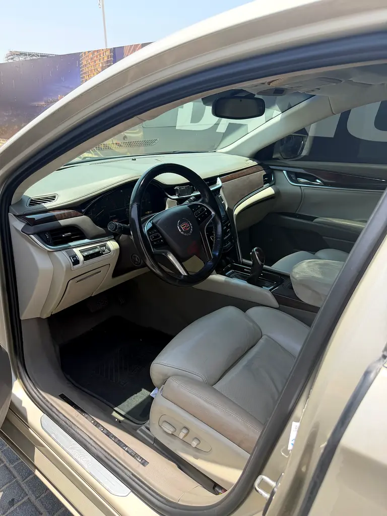 2013 Cadillac XTS Platinum | GCC | Luxury Sedan - Image 6