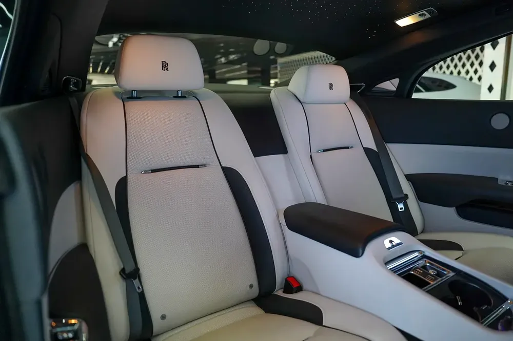 STARLIGHT | TWO TONE INTERIOR | GCC | WRAITH | WARRANTY AVAILABLE - Image 8