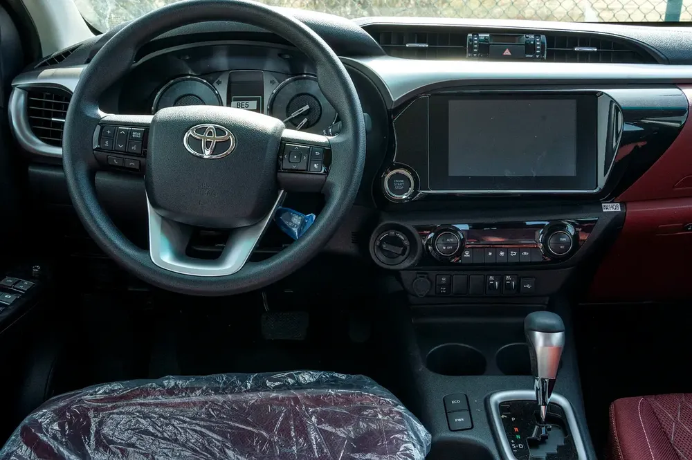 2026 Toyota Hilux DC S-GLX 2.7L Petrol AT - Image 13