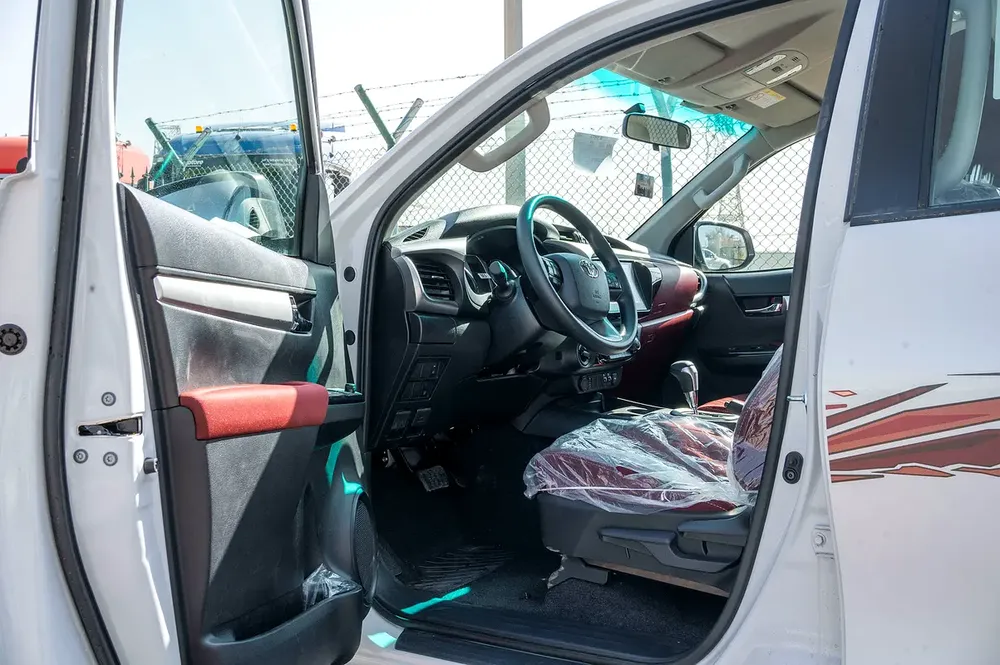 2026 Toyota Hilux DC S-GLX 2.7L Petrol AT - Image 6