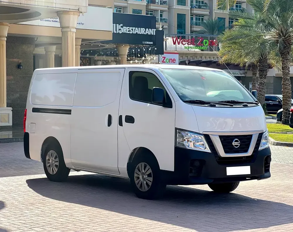 Nissan Urvan 2022 Panel van White Gcc Clean Car - Image 6
