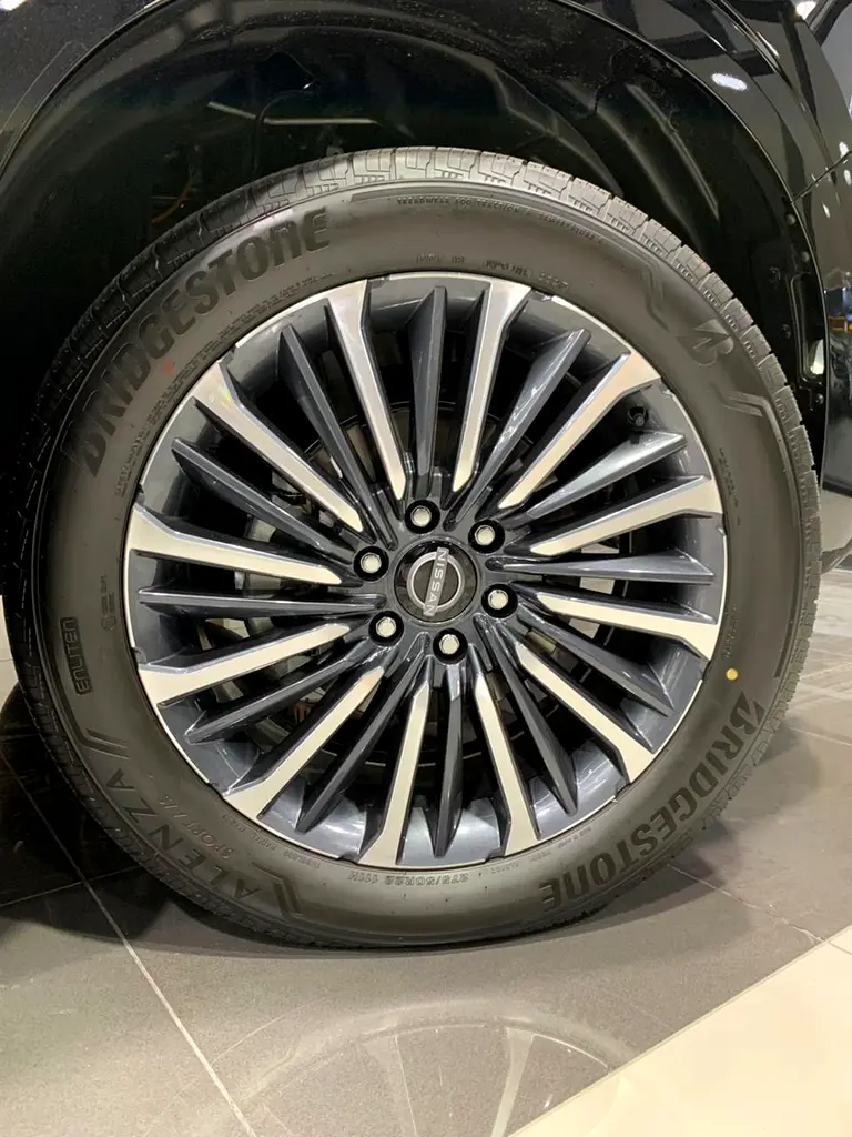 NISSAN PATROL PLATINUM 3.5L TT 2026YM نيسان باترول بلاتنيوم توين توربو - Image 6