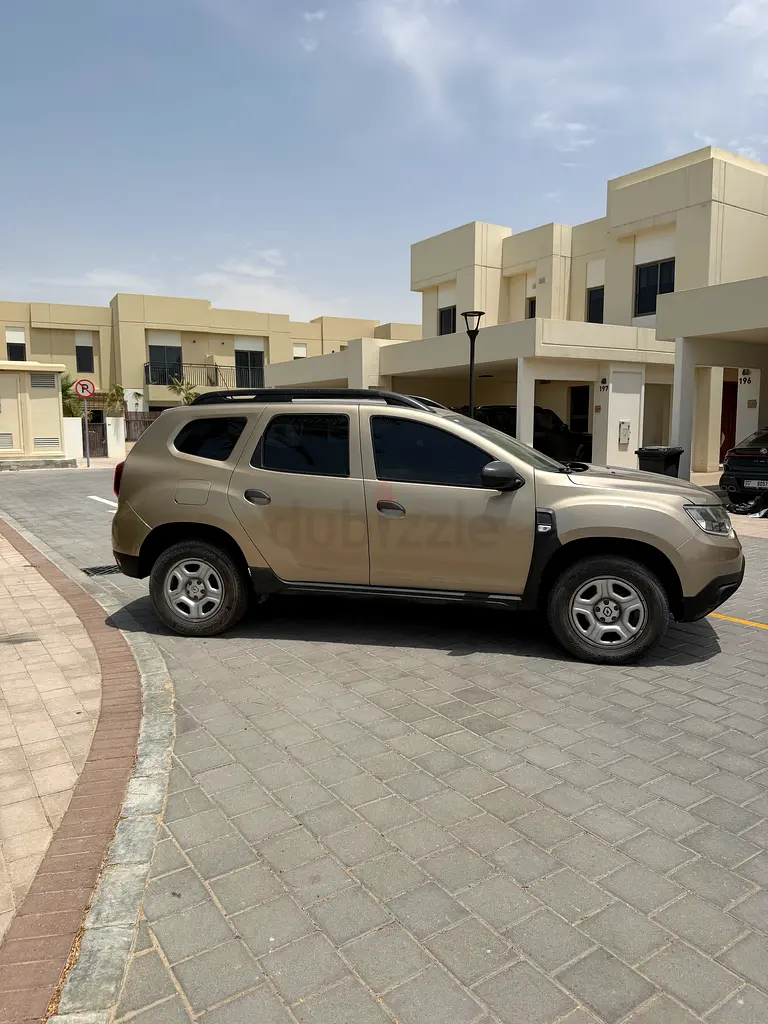 Renault Duster Standard 2019 - GCC Specs - Excellent Condition - Image 4