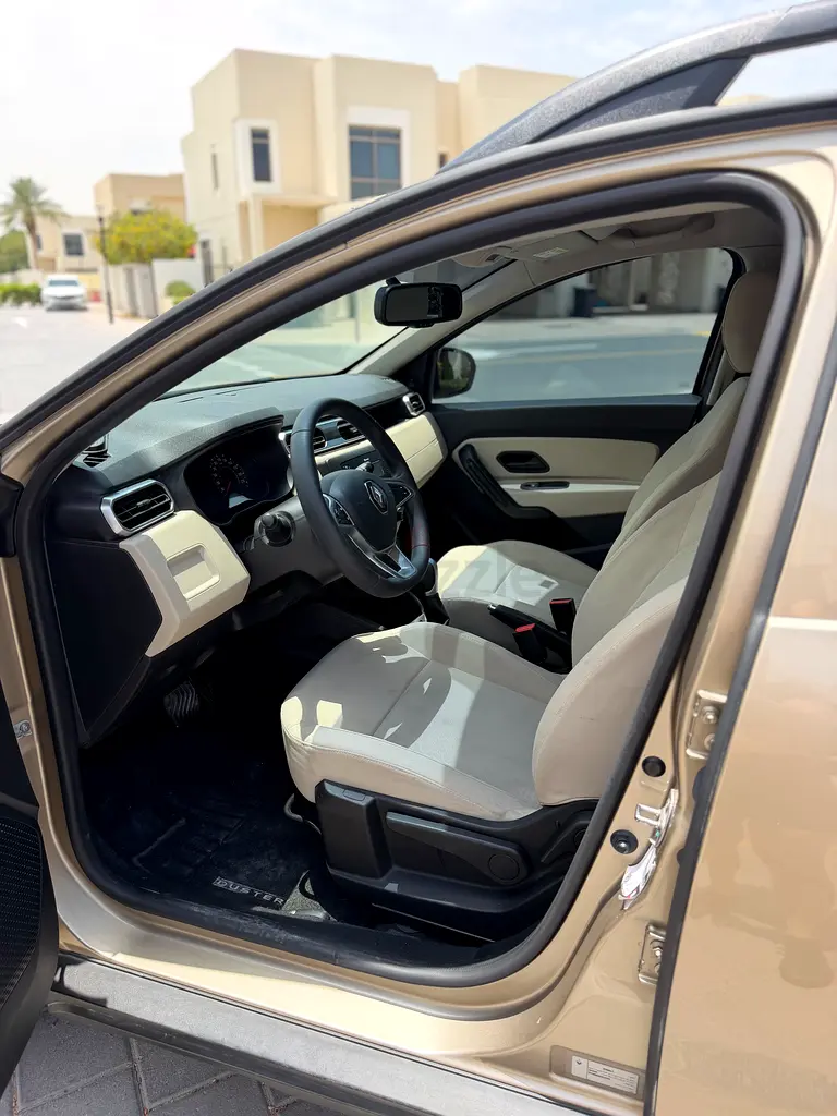 Renault Duster Standard 2019 - GCC Specs - Excellent Condition - Image 6