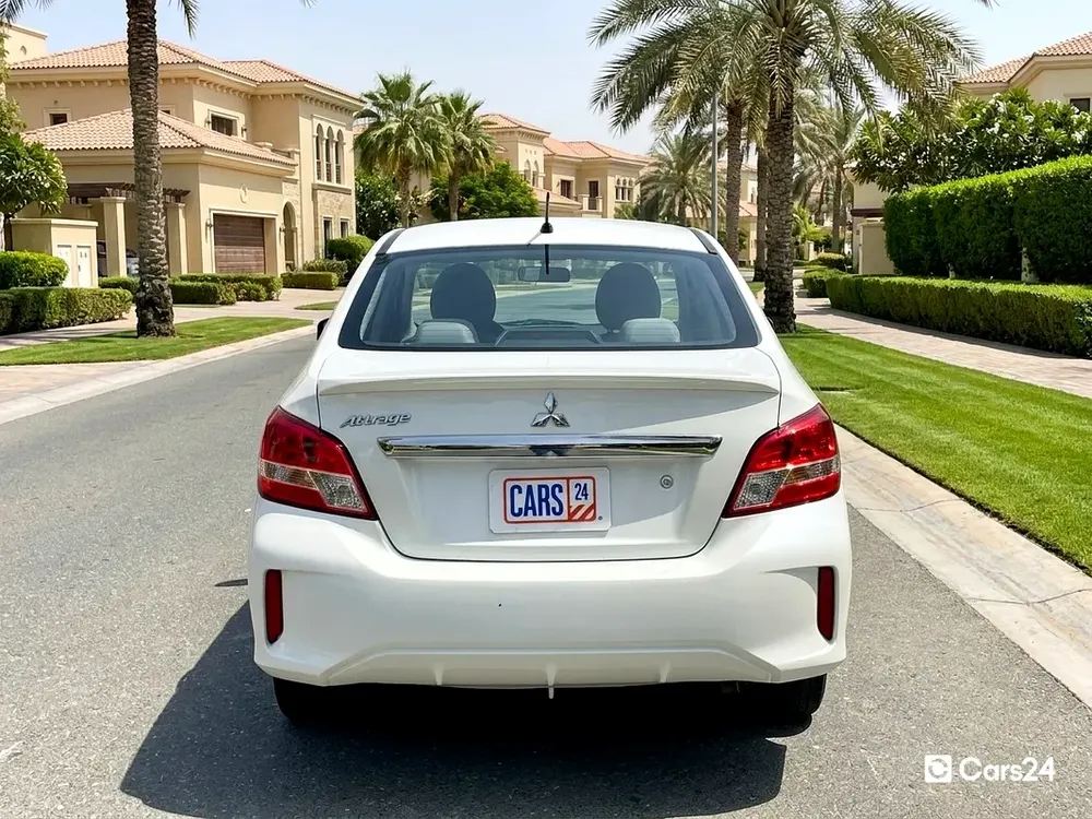 AED 351/month | 0 Downpayment | Free 1 Month Warranty | 30 Day Return | MITSUBISHI ATTRAGE 2022 - Image 4
