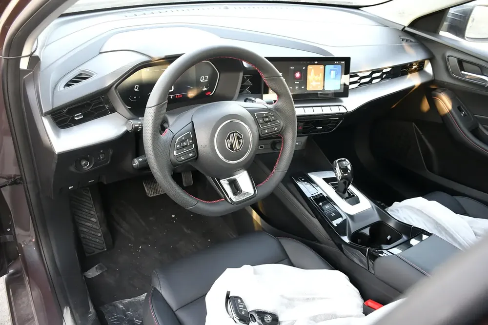 2025 MG MG 1.5L Turbo Luxury Full option - Image 12