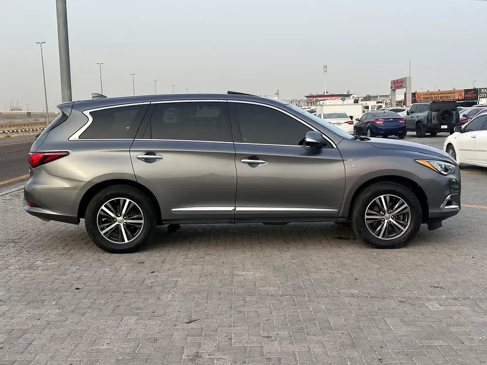 Infinite QX60 2018 imported full option well maintained super clean car - Image 13