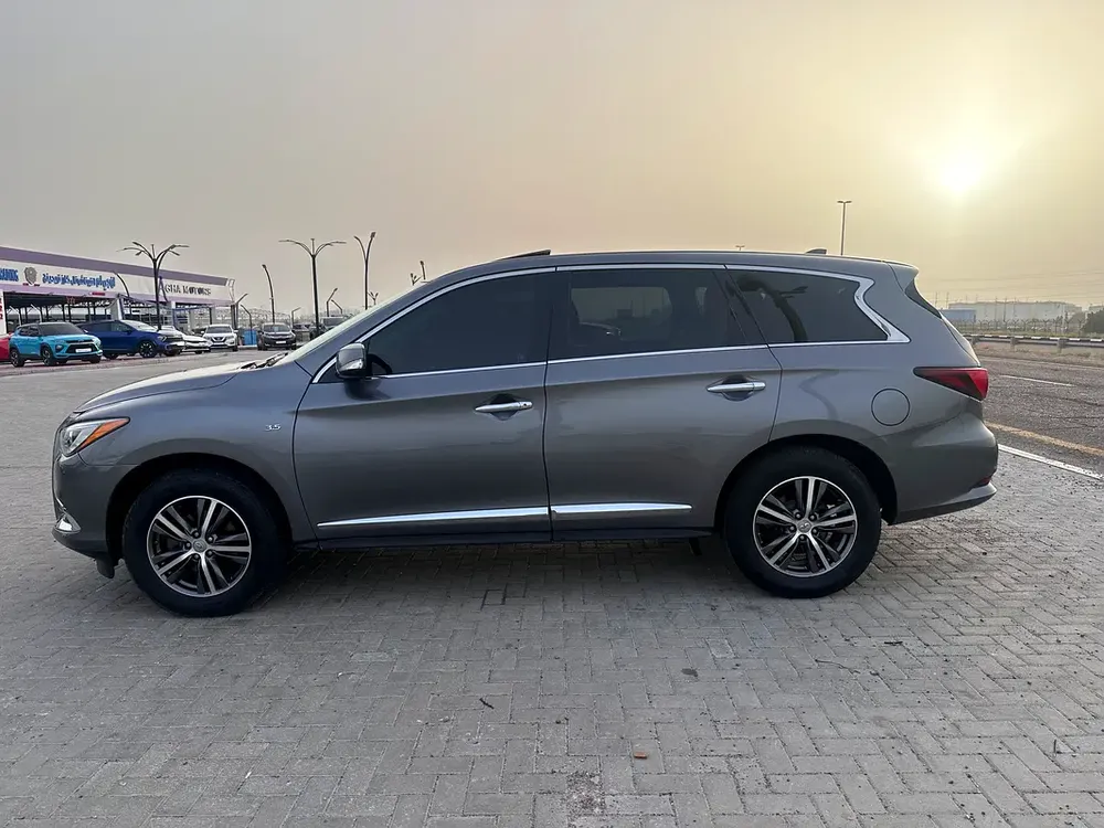 Infinite QX60 2018 imported full option well maintained super clean car - Image 15