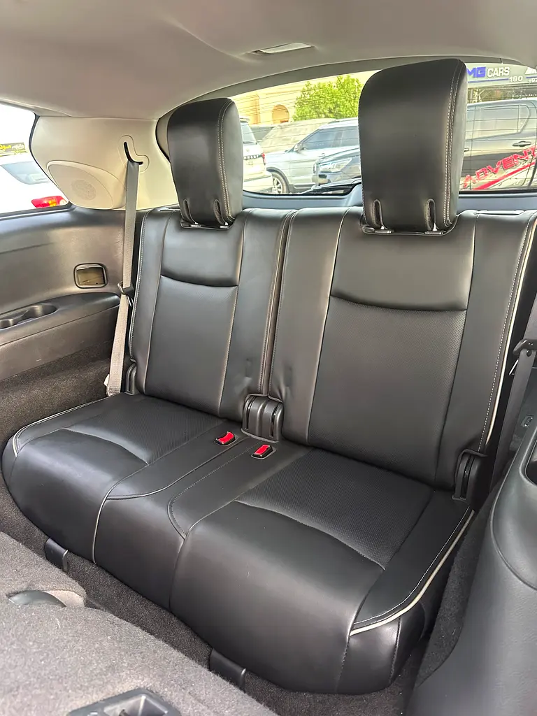 Infinite QX60 2018 imported full option well maintained super clean car - Image 17