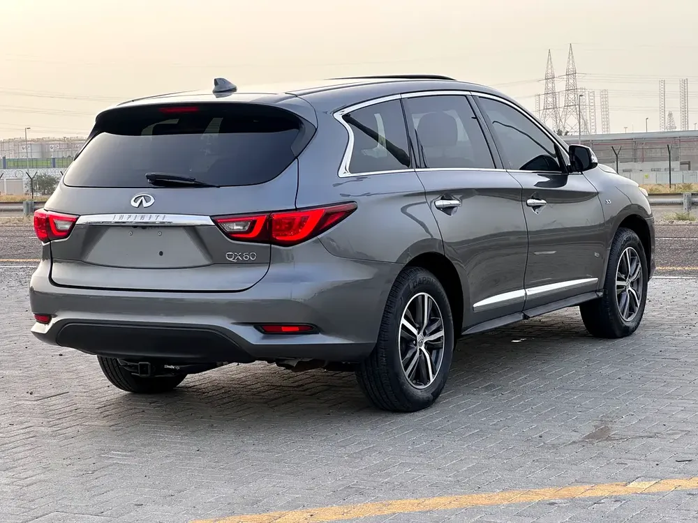 Infinite QX60 2018 imported full option well maintained super clean car - Image 5