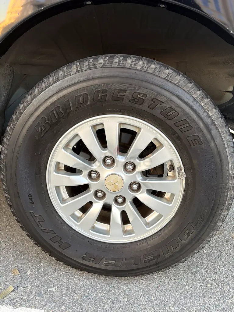 Mitsubishi Pajero 3 door SWB 4WD - Well Maintained - Image 10