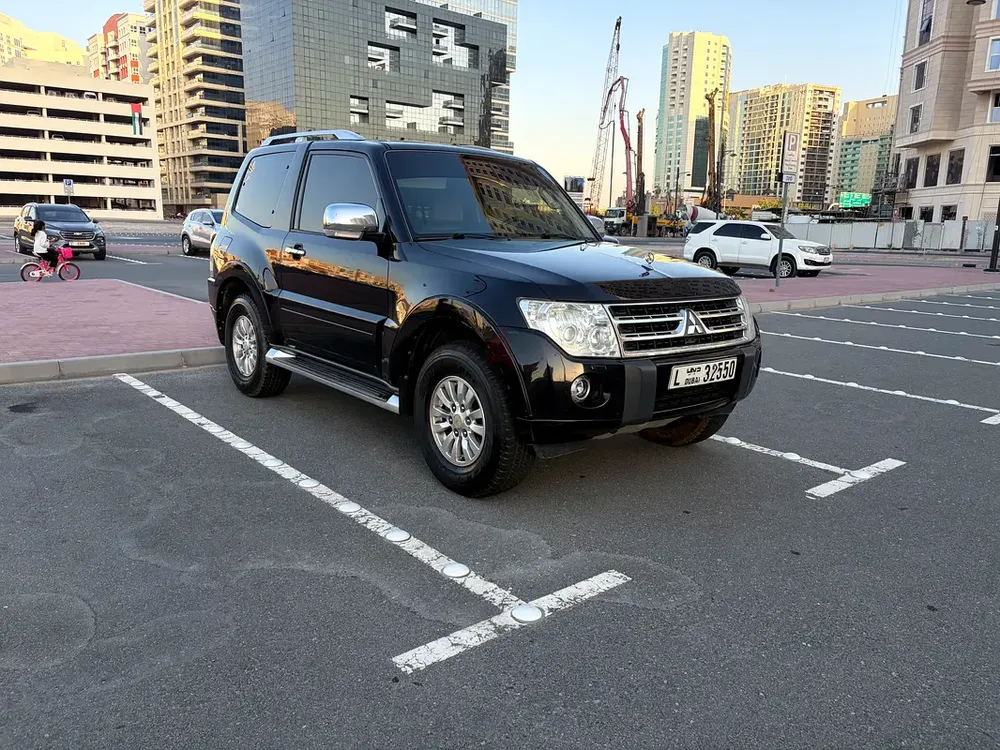 Mitsubishi Pajero 3 door SWB 4WD - Well Maintained - Image 8