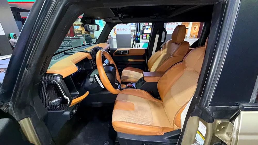 Ford Bronco Raptor 2023 | Al Tayer Warranty Until 2029 | Full Custom Desert Spec | Beadlock-Capable - Image 17