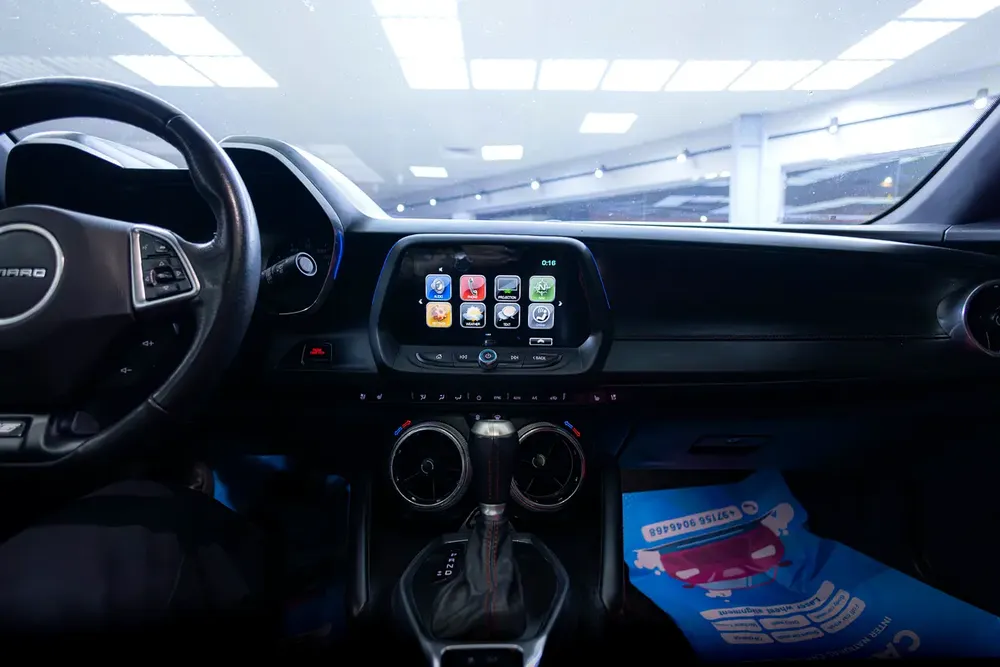 2017 Chevrolet Camaro SS 6.2L V8 - Image 13