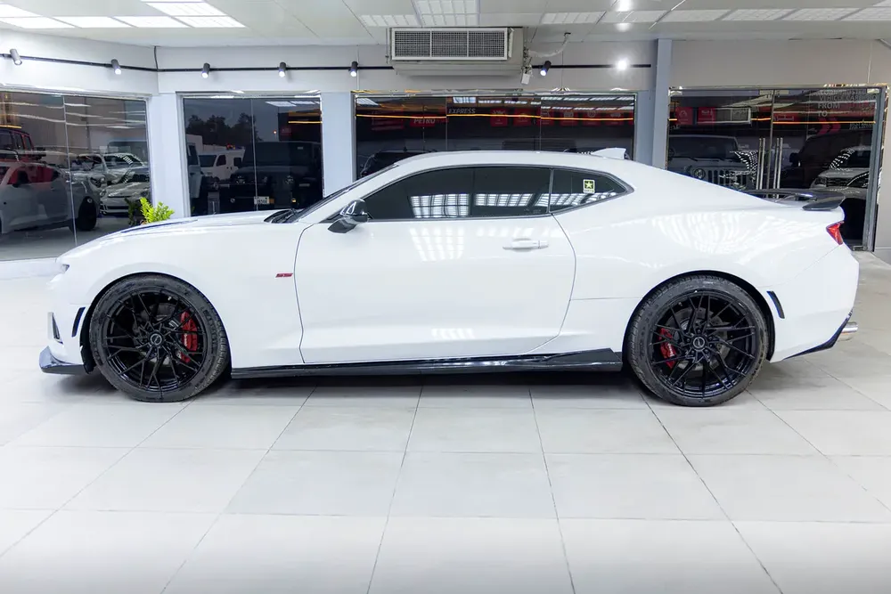 2017 Chevrolet Camaro SS 6.2L V8 - Image 4