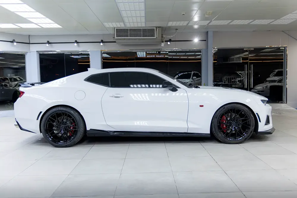 2017 Chevrolet Camaro SS 6.2L V8 - Image 5