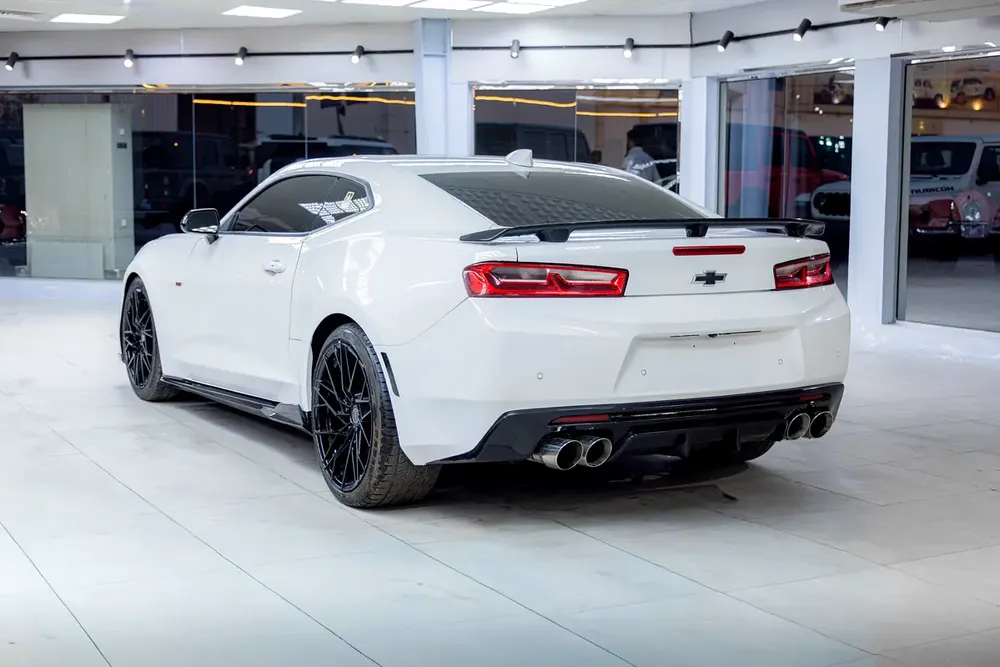 2017 Chevrolet Camaro SS 6.2L V8 - Image 7