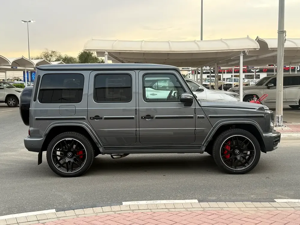 Mercedes-Benz G-Class G 63 AMG 2019 - Japanese Specs - GCC Use - Image 4
