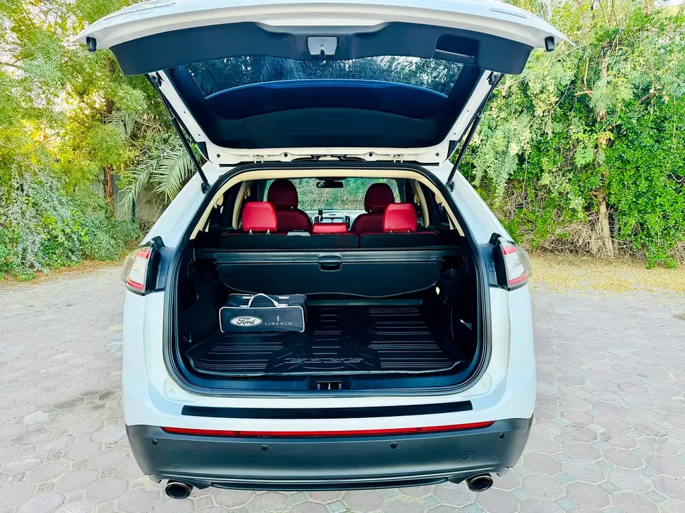 Ford Edge 2018 GCC | Super Clean | Red Leather | Great Condition Upgraded Interior - Image 5