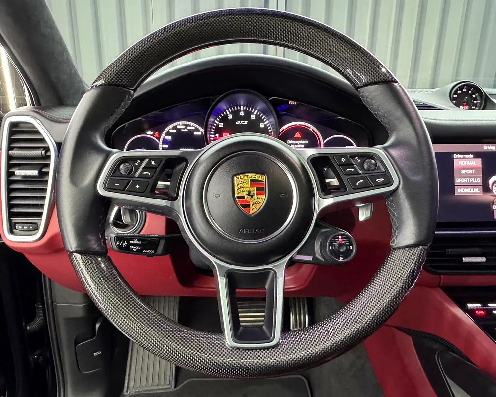 2021 Porsche Cayenne GTS, Full service History,Full PPF,Excellent,GCC Specs - Image 13