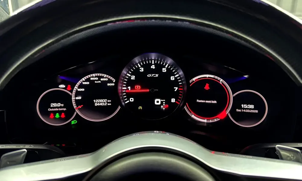 2021 Porsche Cayenne GTS, Full service History,Full PPF,Excellent,GCC Specs - Image 14