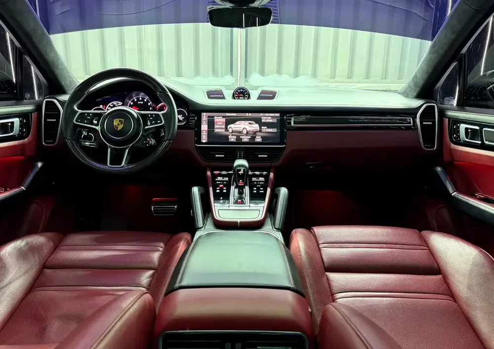 2021 Porsche Cayenne GTS, Full service History,Full PPF,Excellent,GCC Specs - Image 16