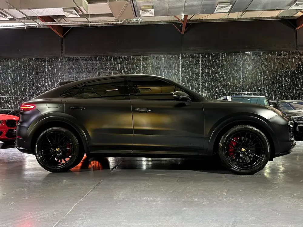 2021 Porsche Cayenne GTS, Full service History,Full PPF,Excellent,GCC Specs - Image 6