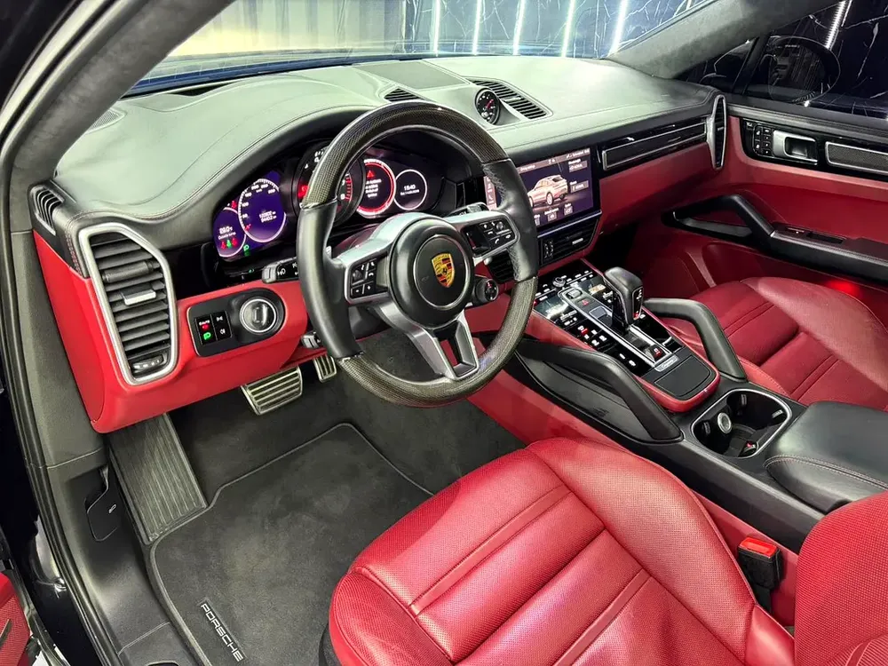 2021 Porsche Cayenne GTS, Full service History,Full PPF,Excellent,GCC Specs - Image 9