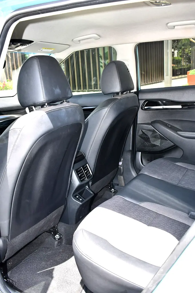 2024 Kia Seltos SX | American Specs | Top-of-the-Line SUV - Image 10