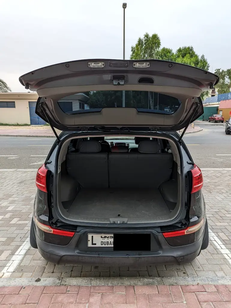 2011 Kia Sportage | GCC | Well Maintained | Lady Driven - Image 8