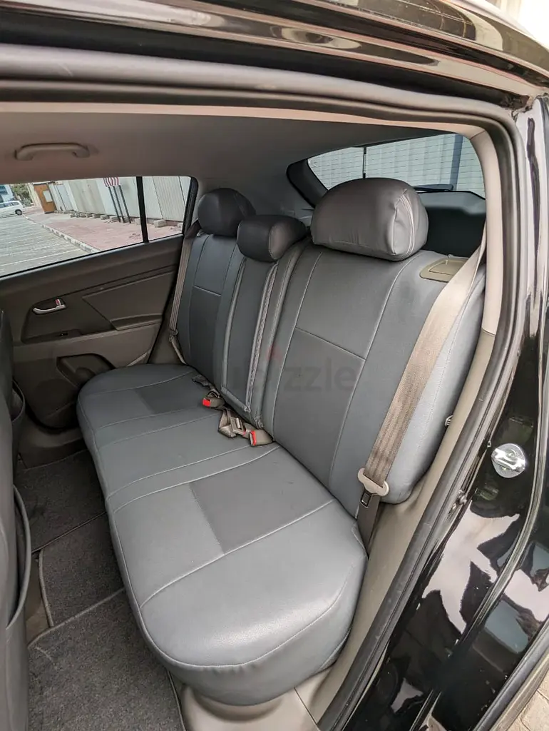 2011 Kia Sportage | GCC | Well Maintained | Lady Driven - Image 9