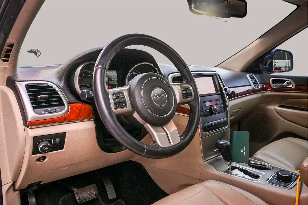 Inspected Car | 2013 Jeep Grand Cherokee  | GCC Specs | Ref#424407 - Image 11