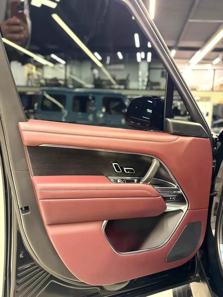 Range Rover Vogue V8 HSE - Image 12