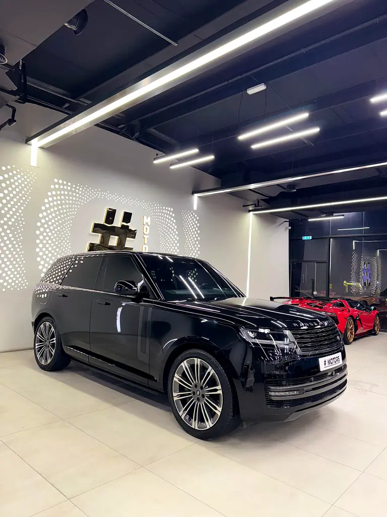 Range Rover Vogue V8 HSE - Image 19