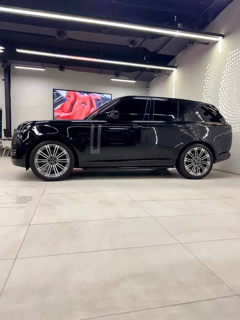 Range Rover Vogue V8 HSE - Image 5