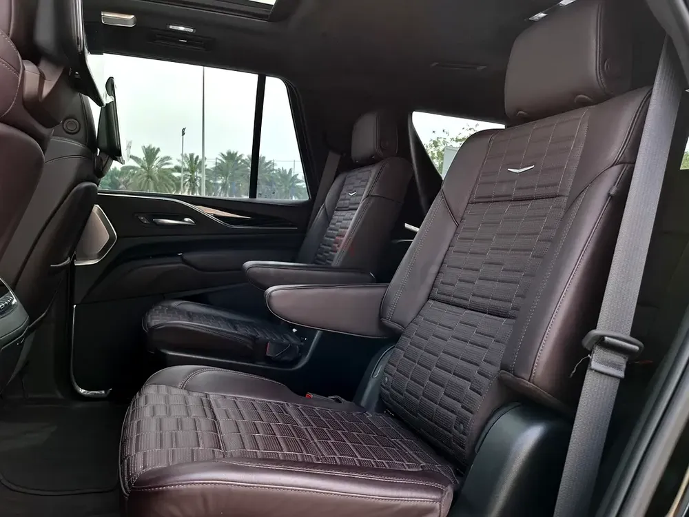 AED 6989/month | 2023 Cadillac Escalade  | GCC Specs | Ref#437850 - Image 13