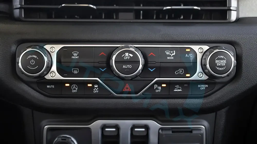 ( 5 Years Warranty + 3 Years Service ) 2026 Jeep Wrangler Sport S 2.0T 4x4 GCC 0Km - Image 12