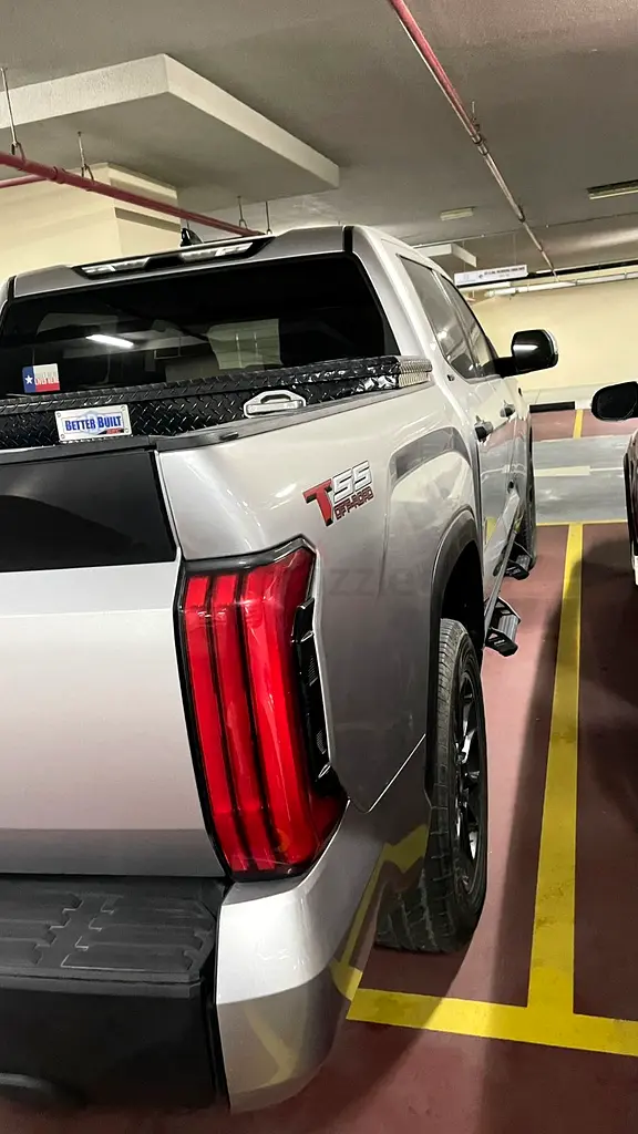TOYOTA TUNDRA CREWMAX SR 2022 SILVER - Image 6