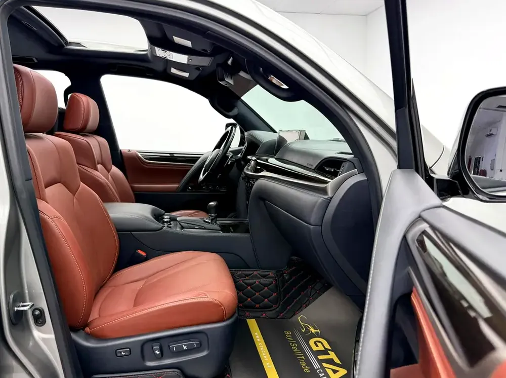 2020 Lexus LX 570 Signature, Agency Warranty+Full Service History, GCC - Image 16