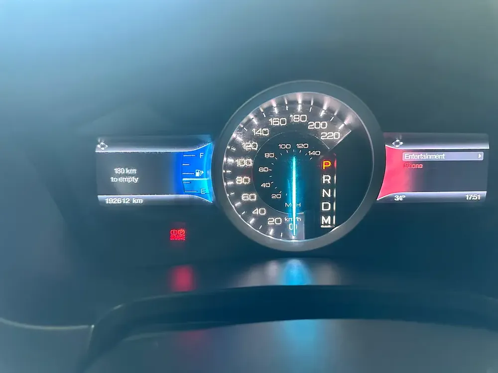 Well Maintained Ford Explorer XLT 2014 | GCC Specs - Image 13