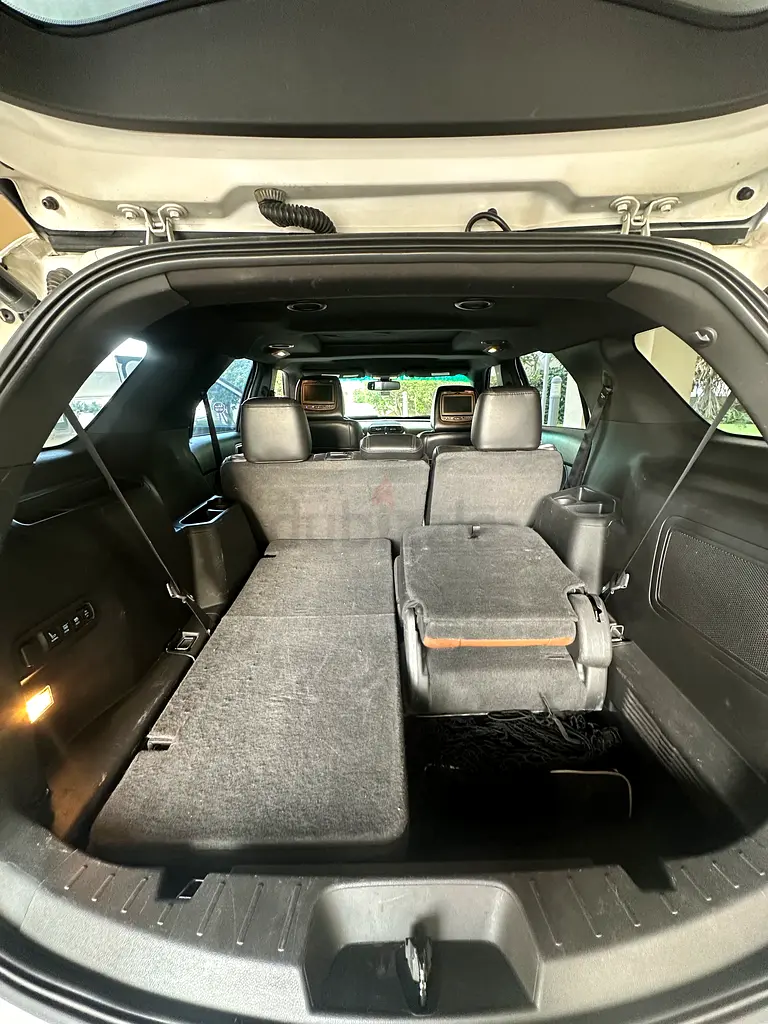 Well Maintained Ford Explorer XLT 2014 | GCC Specs - Image 7