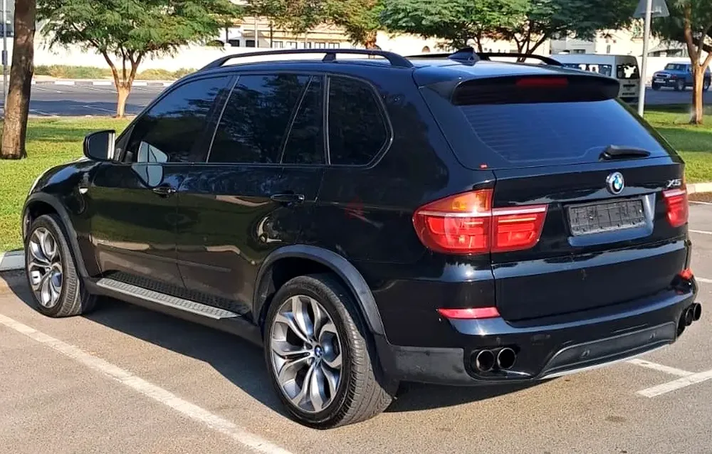 BMW X5 M50i - GCC Specs - Excellent Condition - Image 6